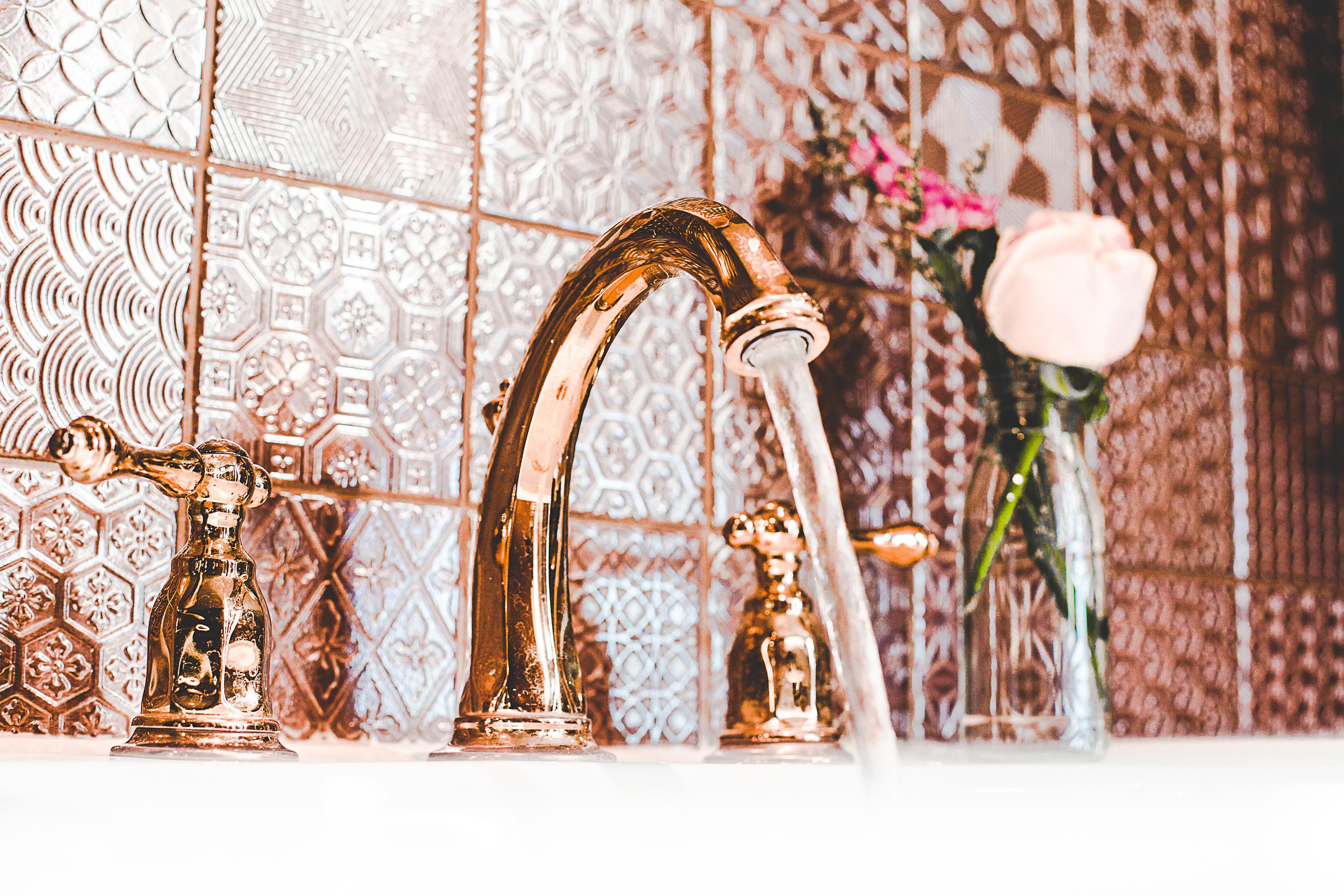 Art Mai Gallery Nimman Hotel Чиангмай Экстерьер фото A tap in a kitchen