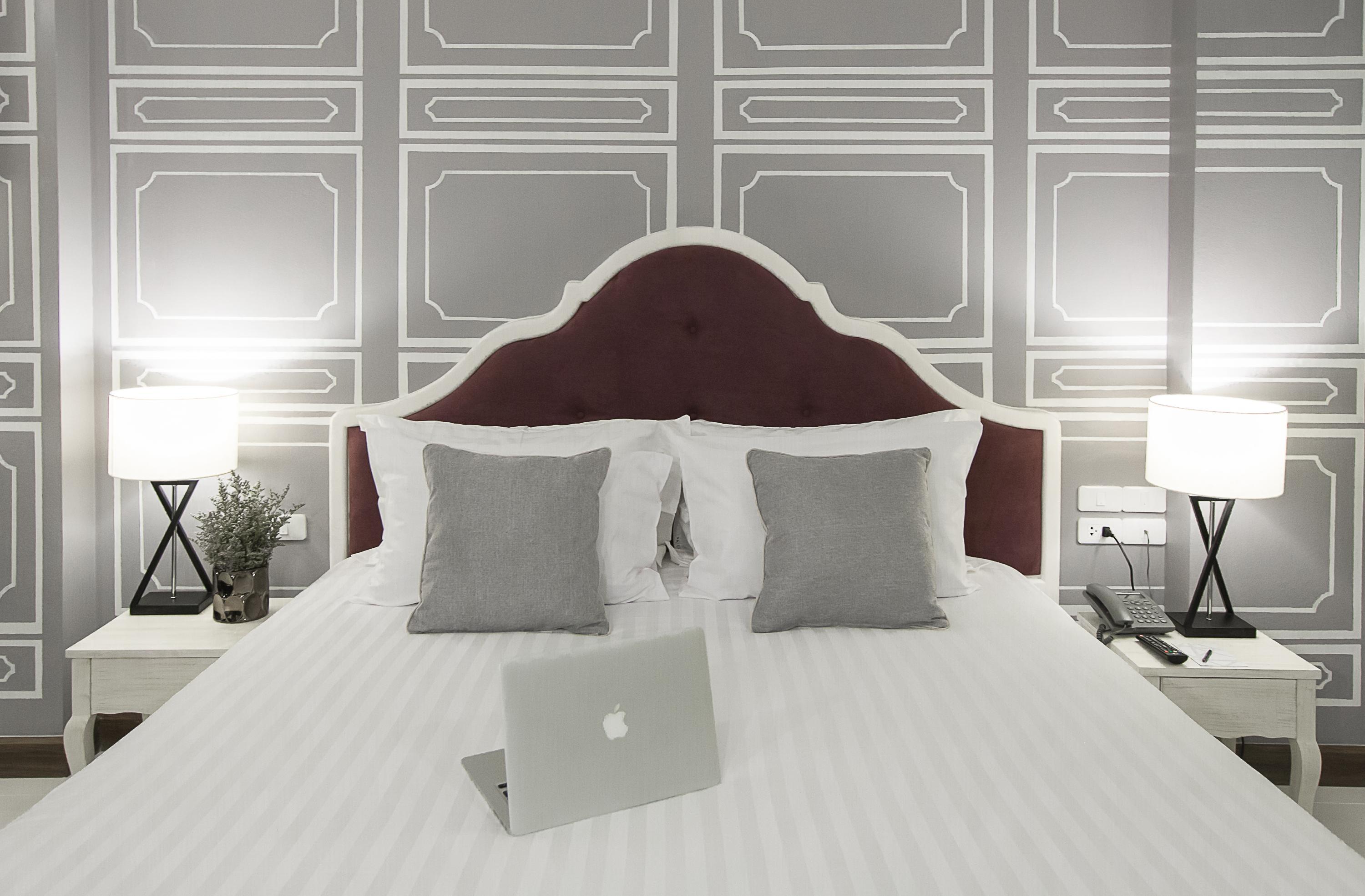 Art Mai Gallery Nimman Hotel Чиангмай Экстерьер фото A bedroom designed in the Art Deco style