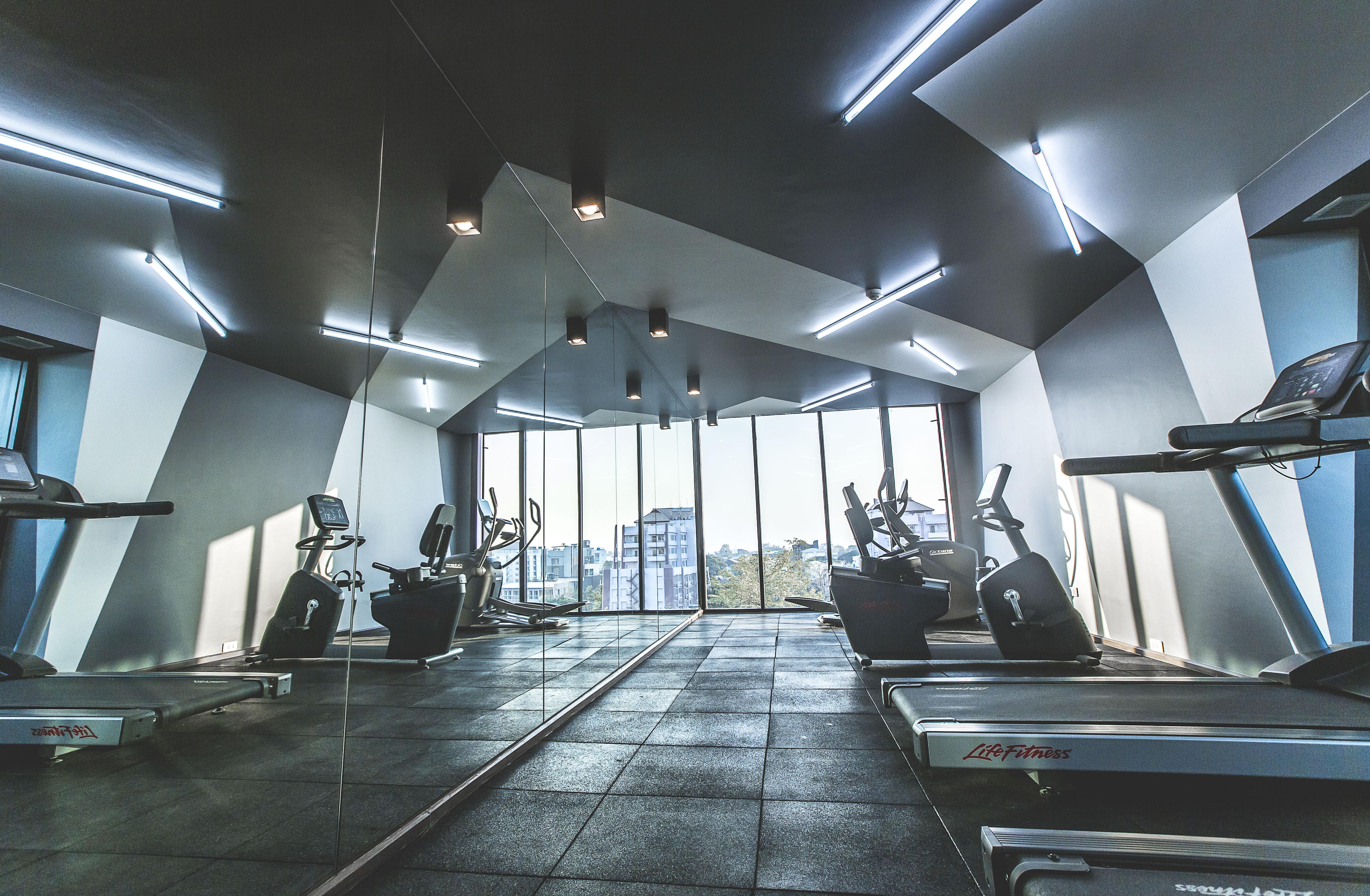 Art Mai Gallery Nimman Hotel Чиангмай Экстерьер фото The gym at the 1000 Museum