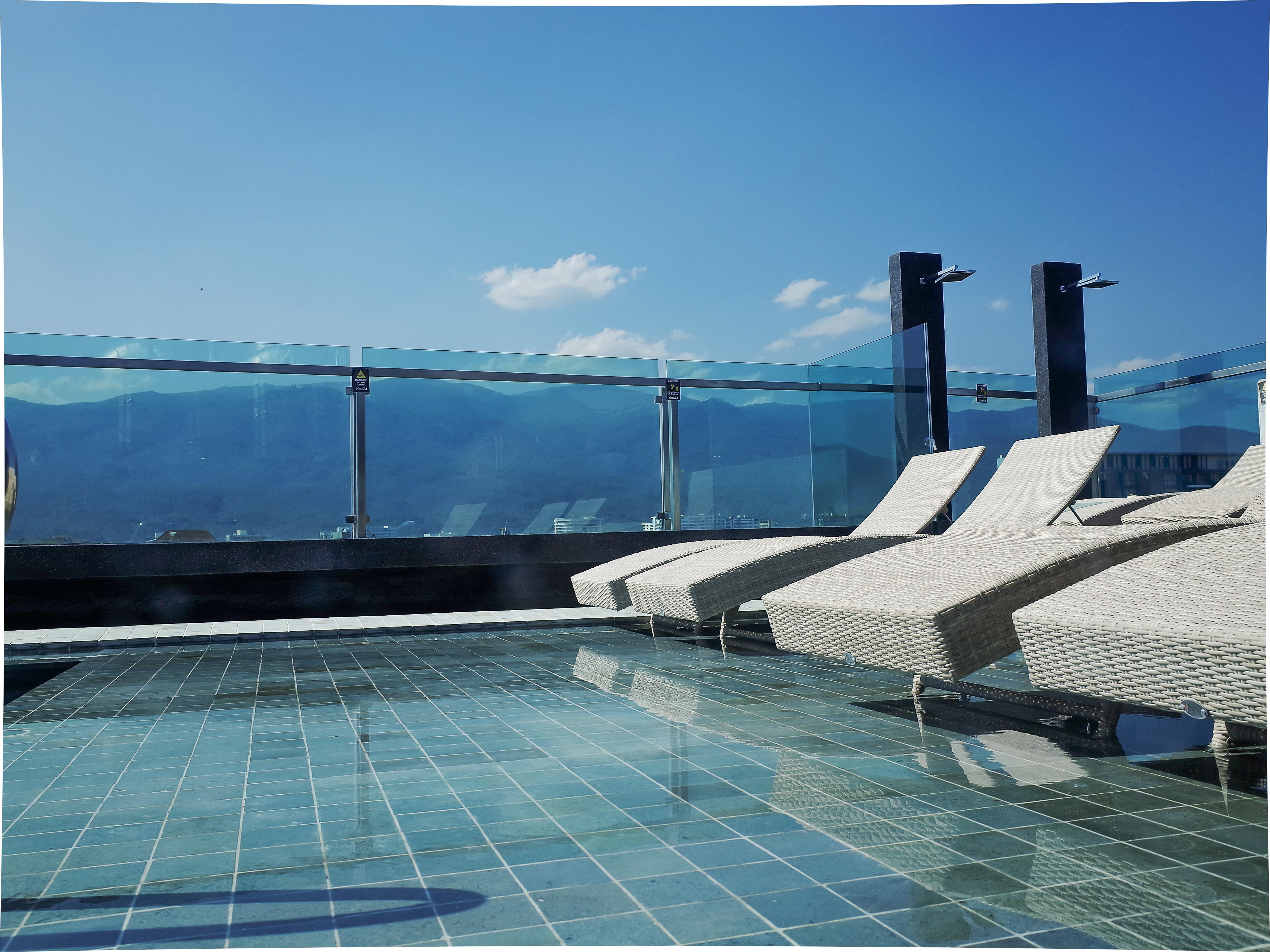 Art Mai Gallery Nimman Hotel Чиангмай Экстерьер фото Sky Pool